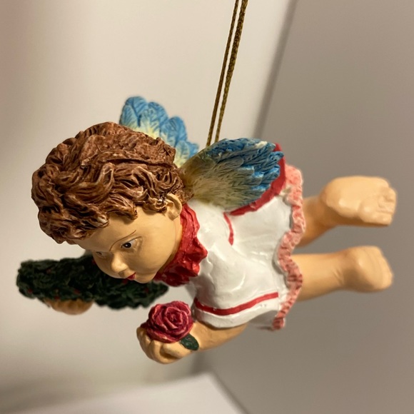 Vintage Cherub Christmas Angel Holiday Ornament wreath rosebud baby angel wings - Picture 9 of 13